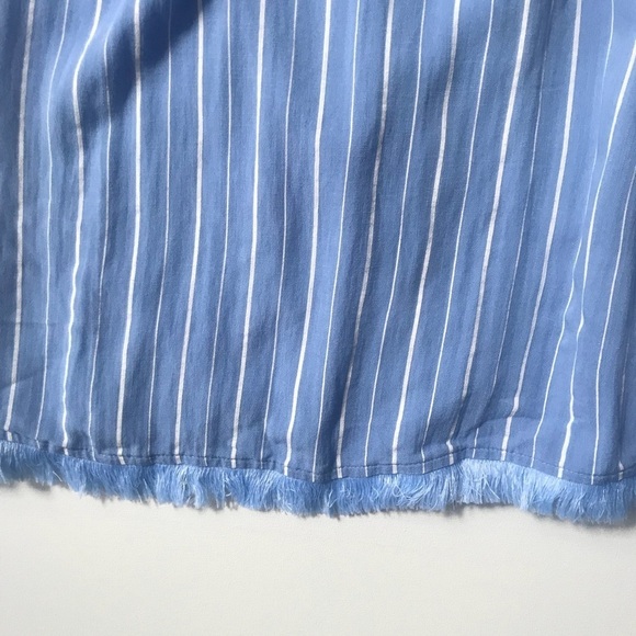HOT & DELICIOUS Striped Chambray Off the Shoulder Top - Picture 6 of 8